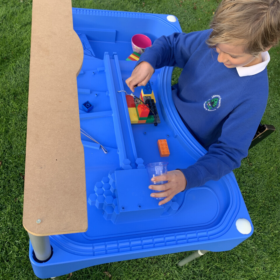 Gravity Sand and Water Table 