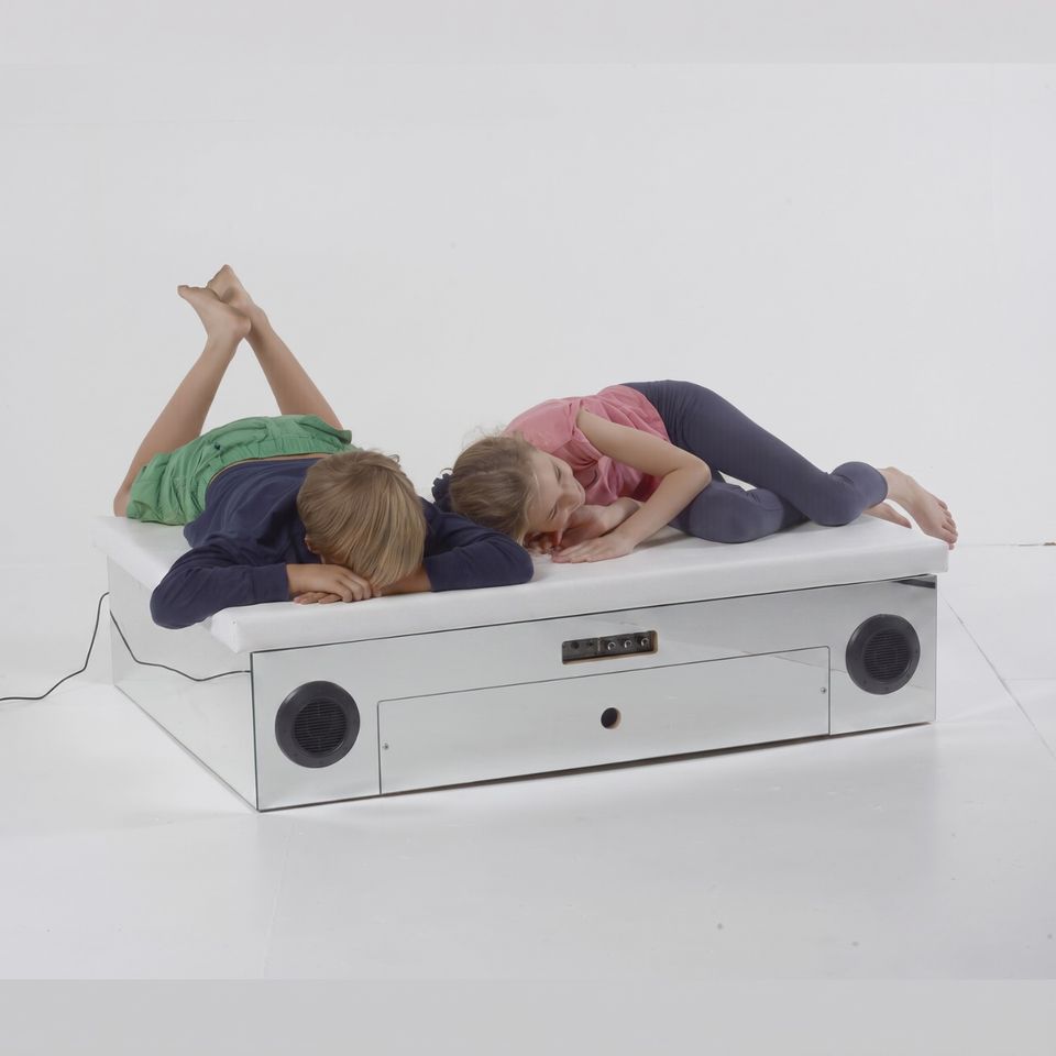 Resonance Platform with Foam Pad