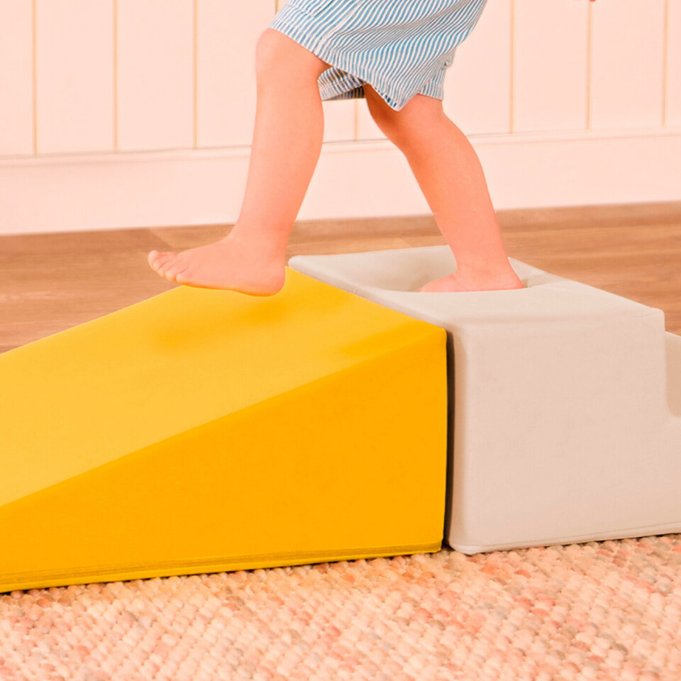WonderShapes 5 piece Sensory Foam Play Set