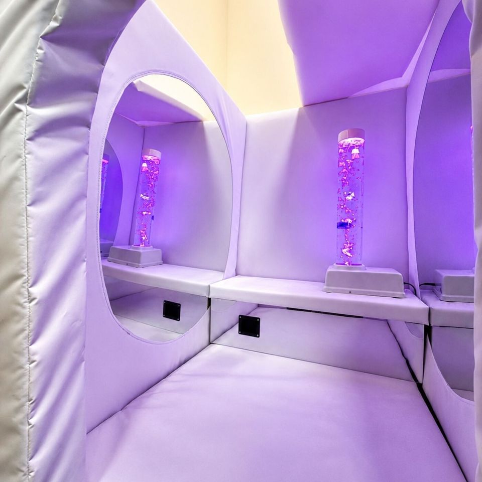Soft & Safe Mirrored Sensory Den – Foldable Sensory Hideaway with Safe Acrylic Mirrors