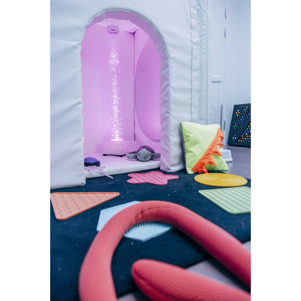 Soft & Safe Mirrored Sensory Den – Foldable Sensory Hideaway with Safe Acrylic Mirrors