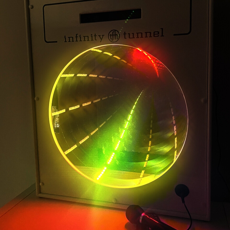 Interactive Infinity Tunnel Panel