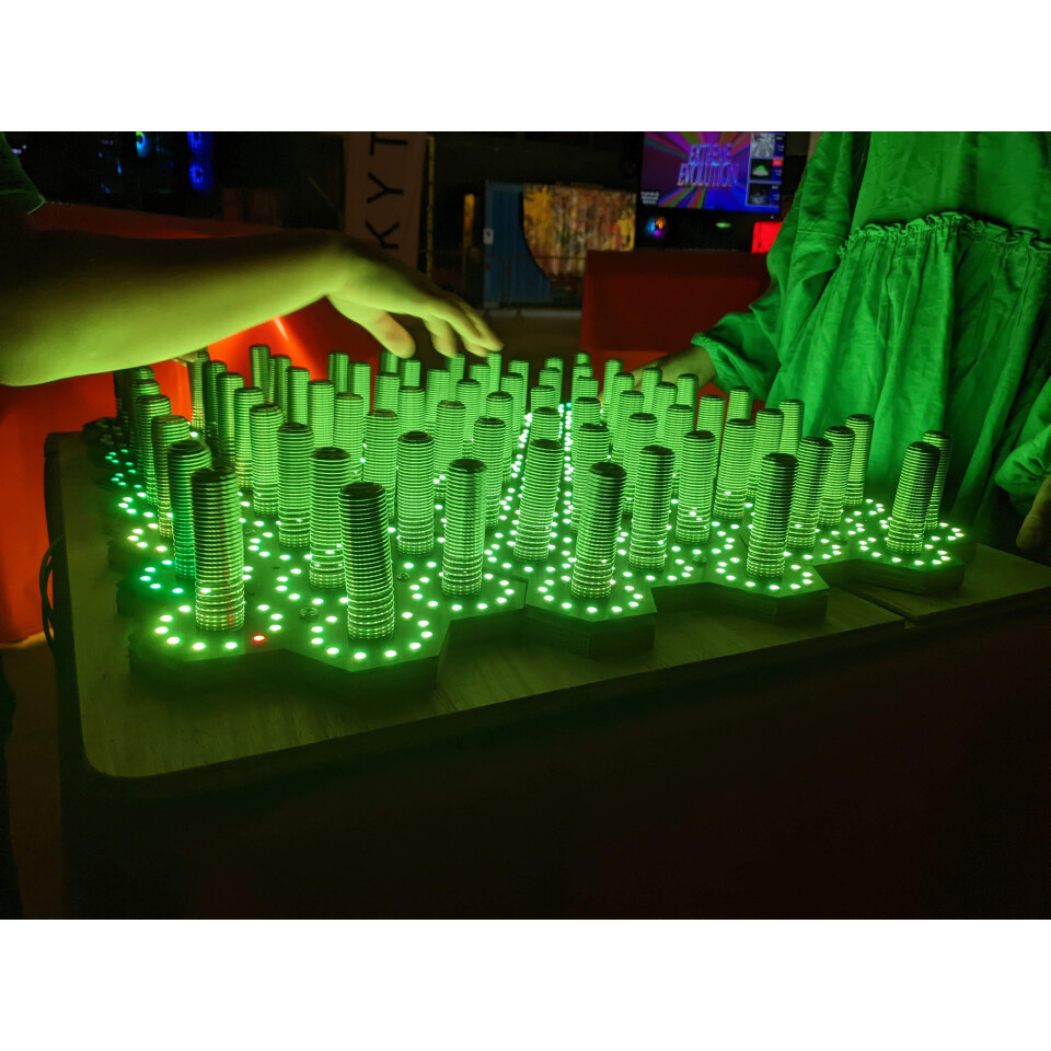 Electro Wobble Garden