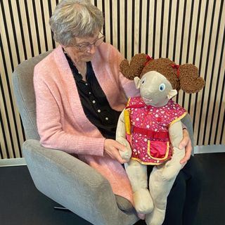 Taktil demensdocka - Lilla Lise
