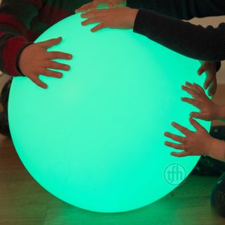 Colour Morphing Sphere