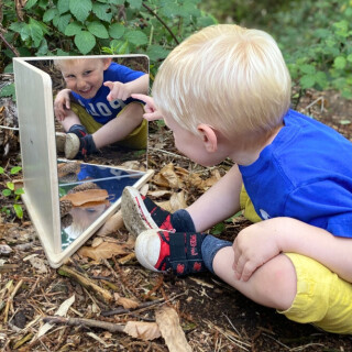 Infinity Corner Mirror Toy - Visual Sensory Toy