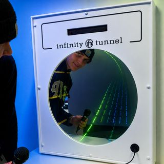 Interactive Infinity Tunnel Panel
