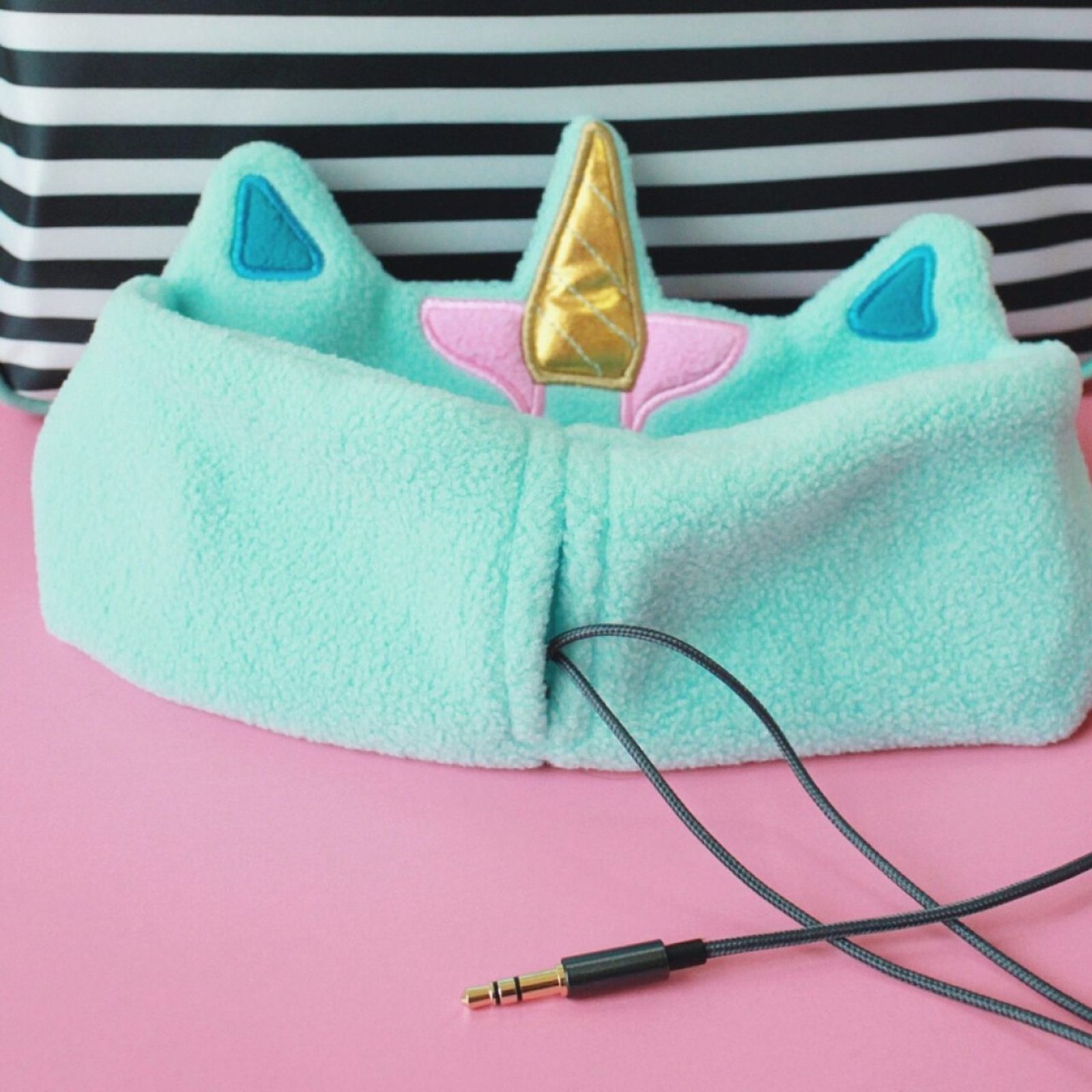 Cozy Phones Unicorn