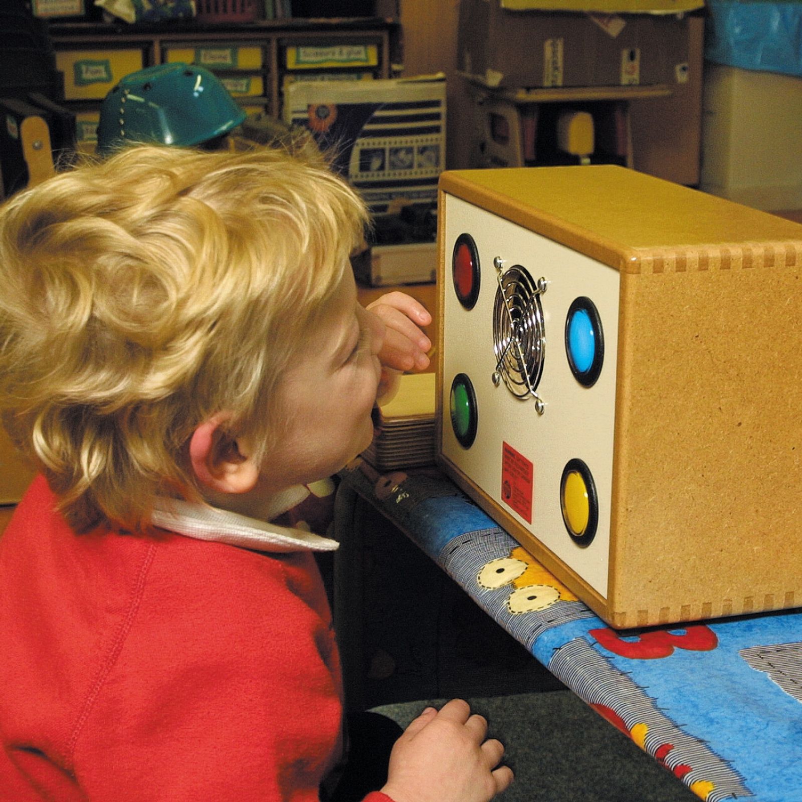 Ljus och fläktpanel - kontaktstyrd