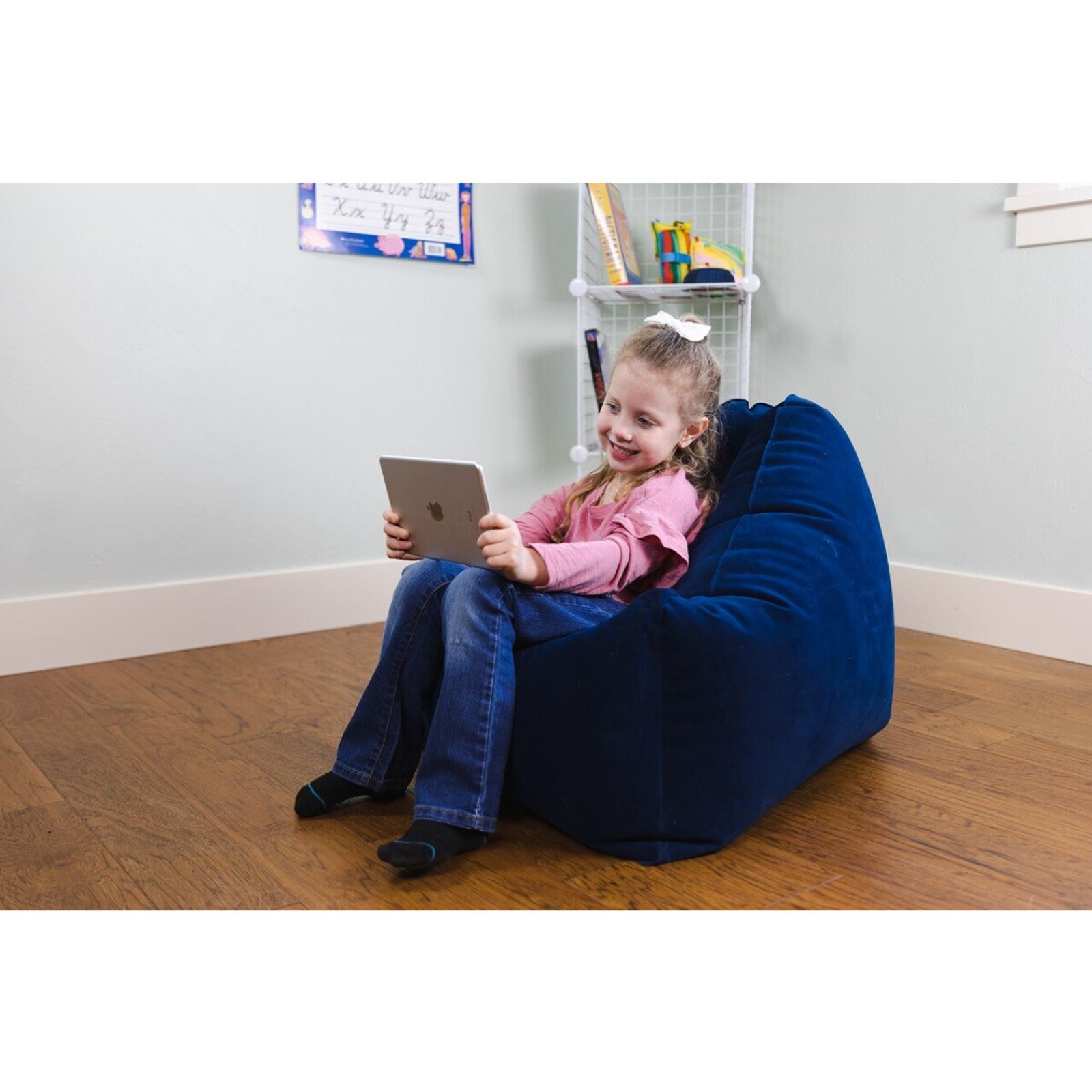 Bouncyband® Comfy Cozy Inflatable PeaPod Chair