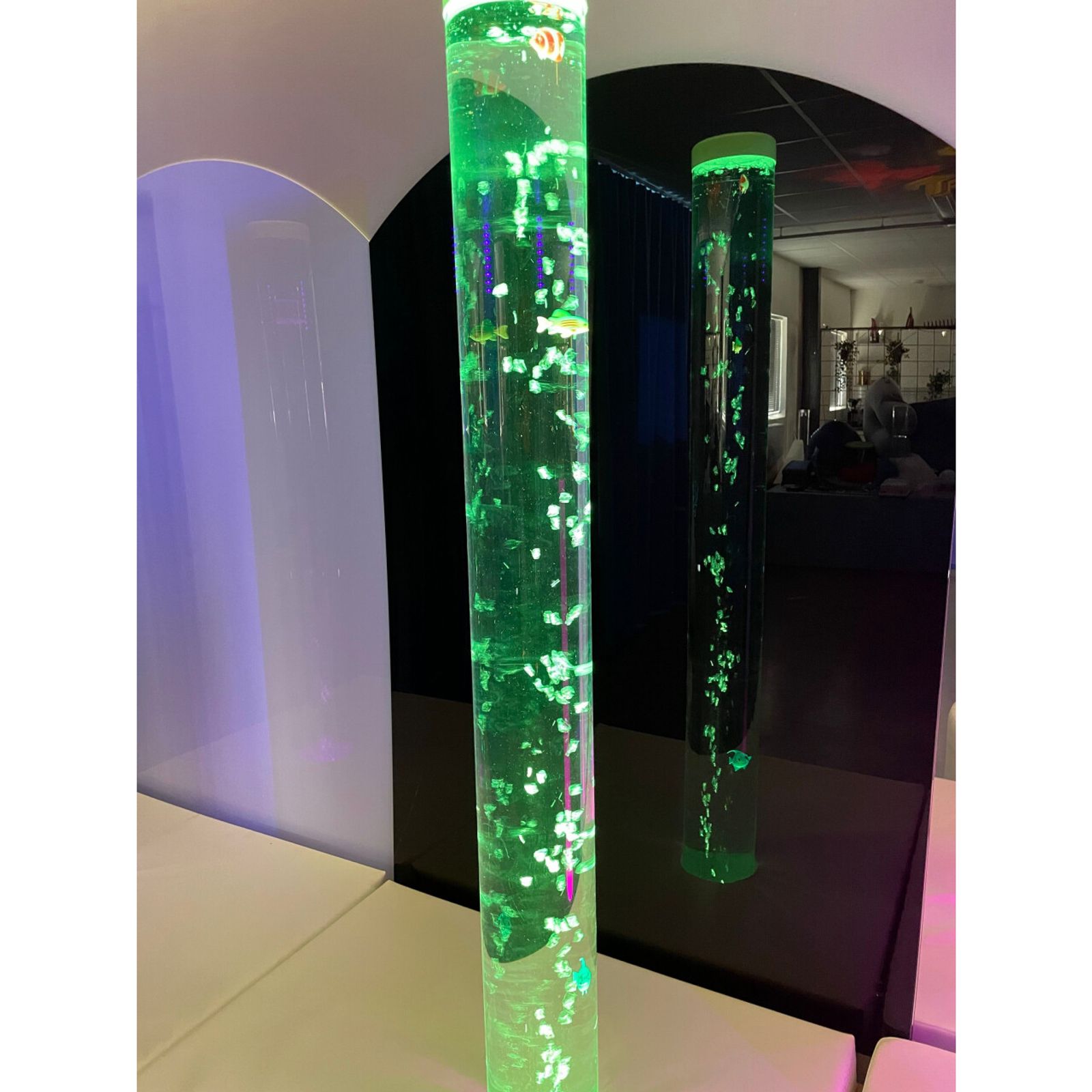 Okrossbar akrylplastspegel