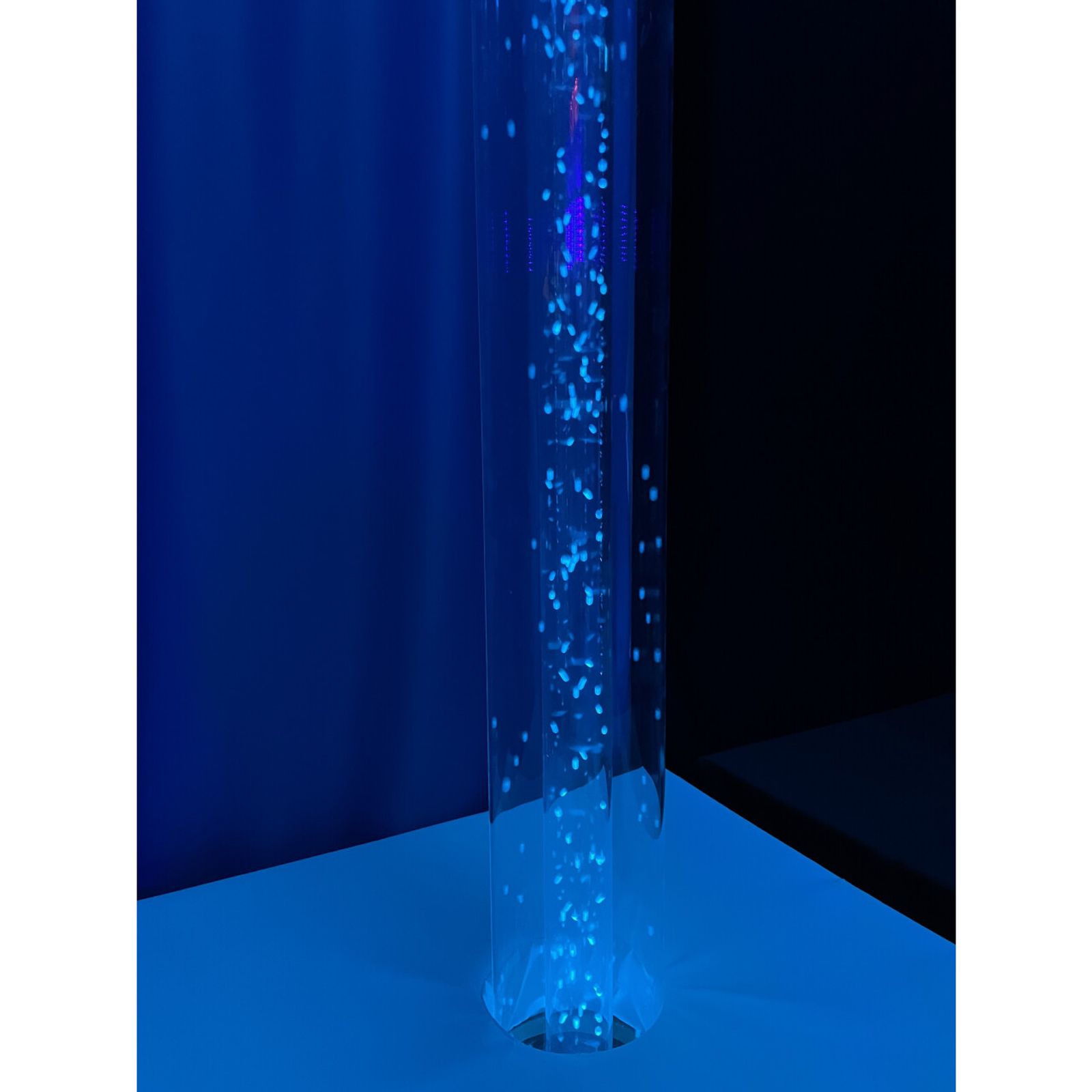 Okrossbar akrylplastspegel