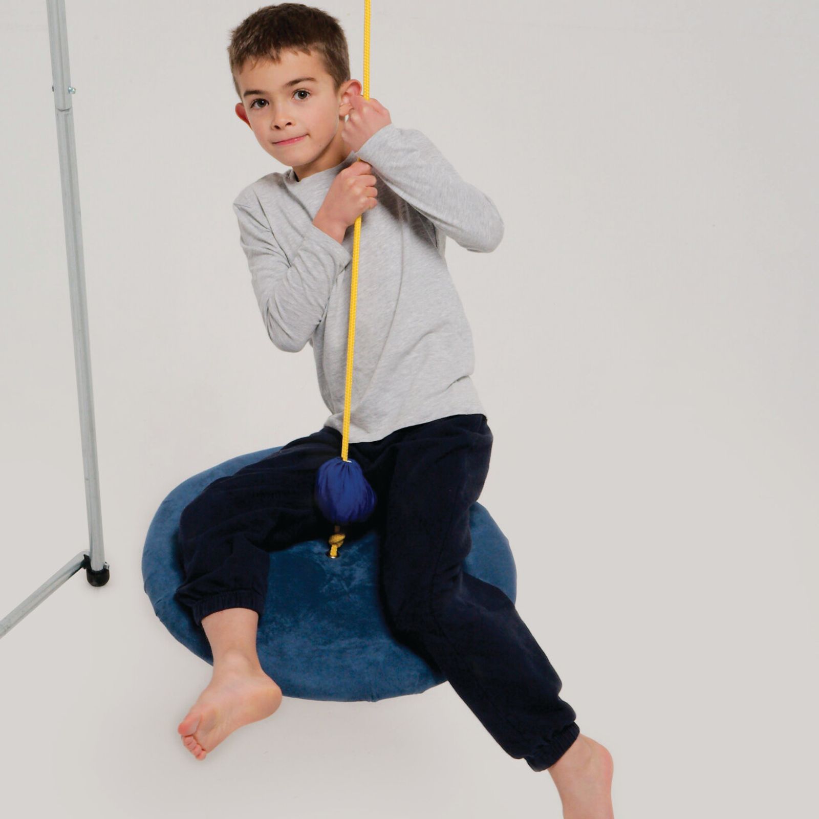 Flygande tefatsgunga