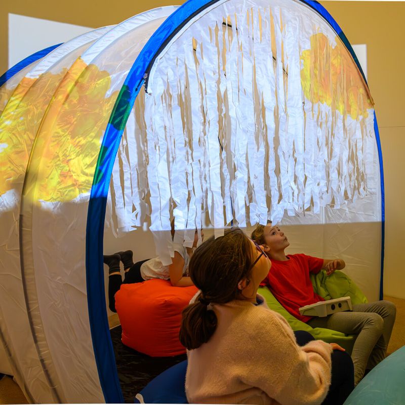 Projection Tunnel
