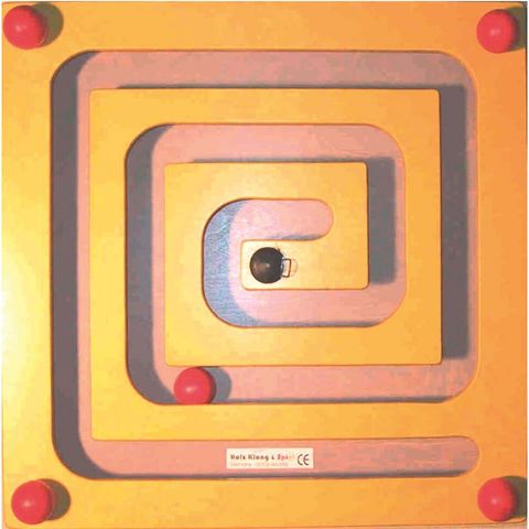 SpinMaze