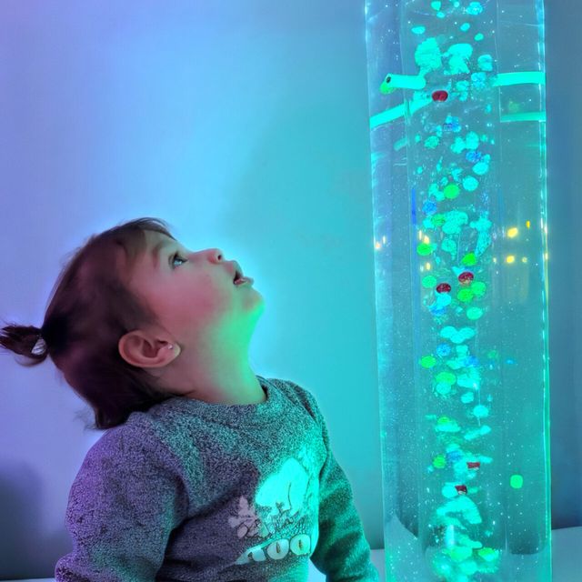 Interactive, Water Bubble Columns 