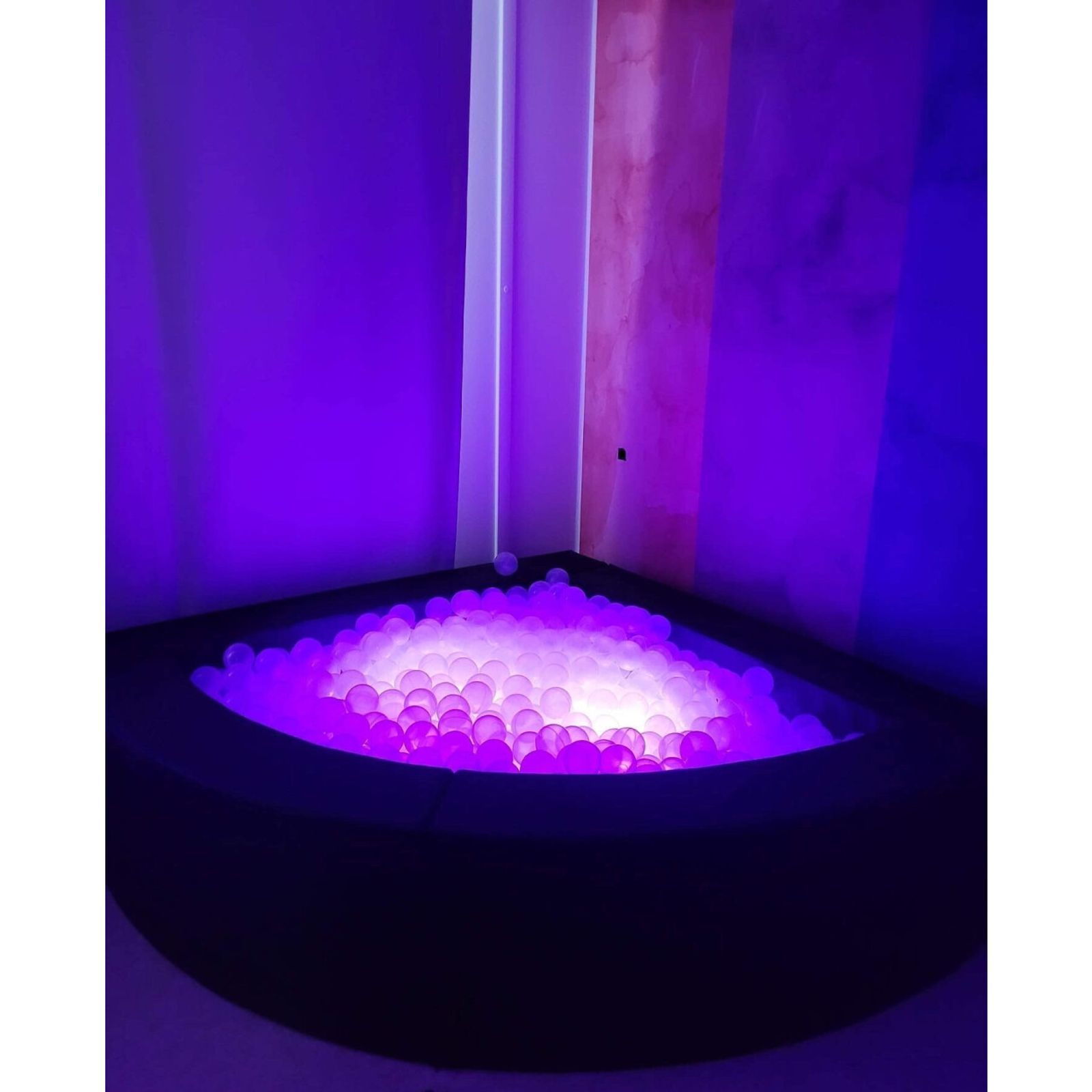 Interaktivt Bollhavspaket 260x210 cm med ljus och bollar