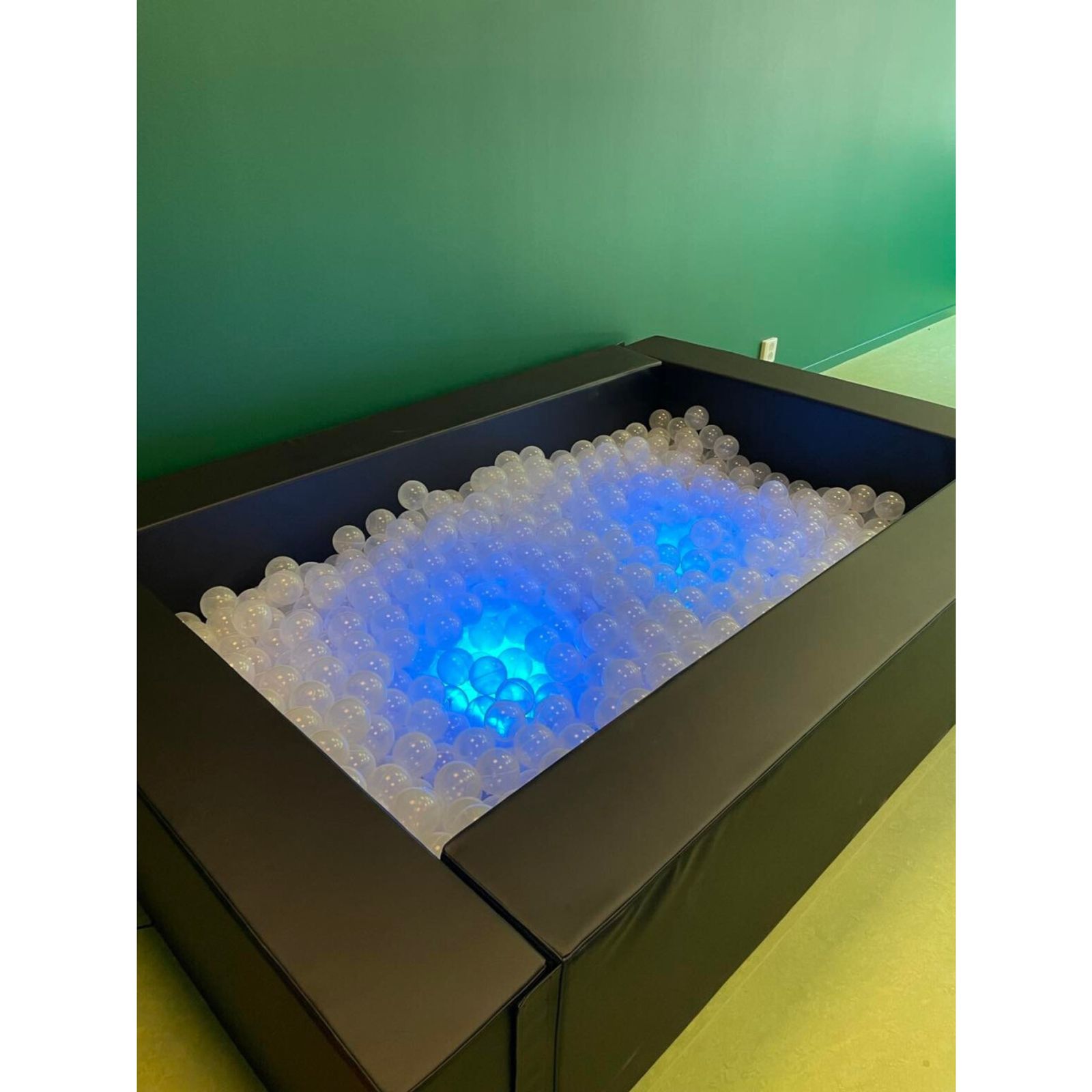 Interaktivt Bollhavspaket 260x210 cm med ljus och bollar