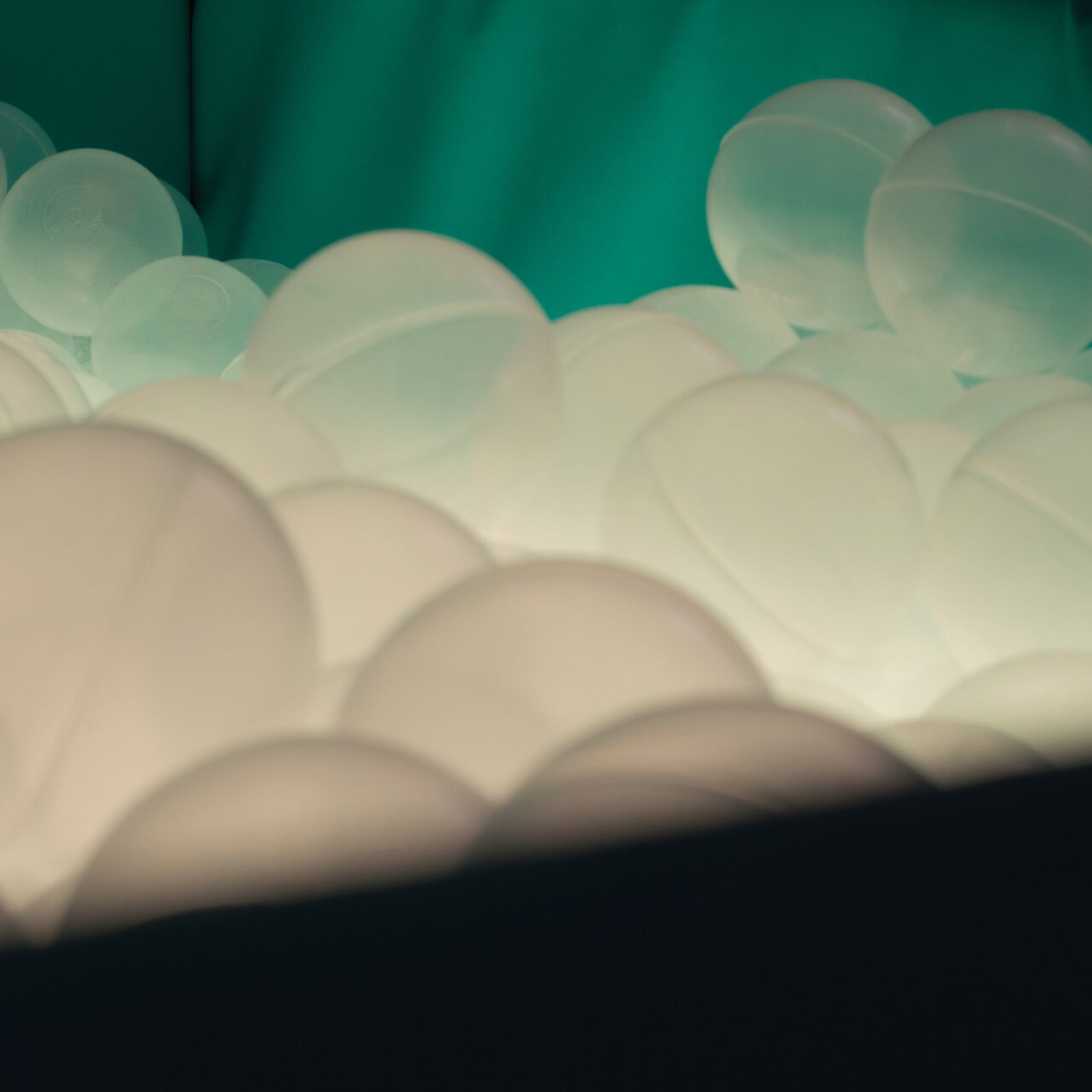 Large Light-Up Ball Pit