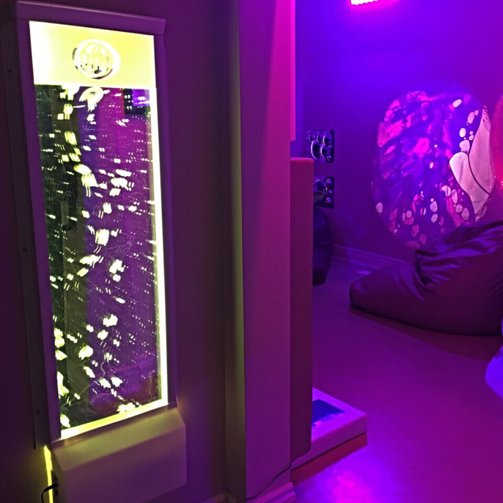 Bubble Wall 60"