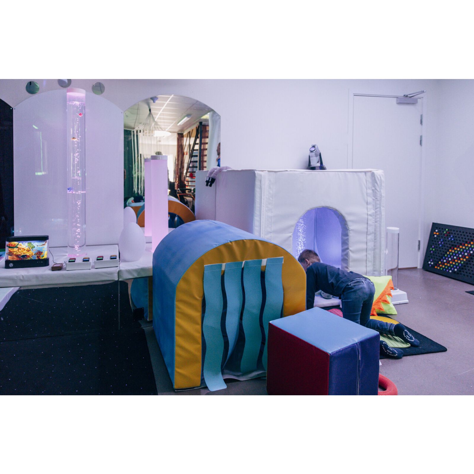 Portable Sensory Den   - ON BACKORDER