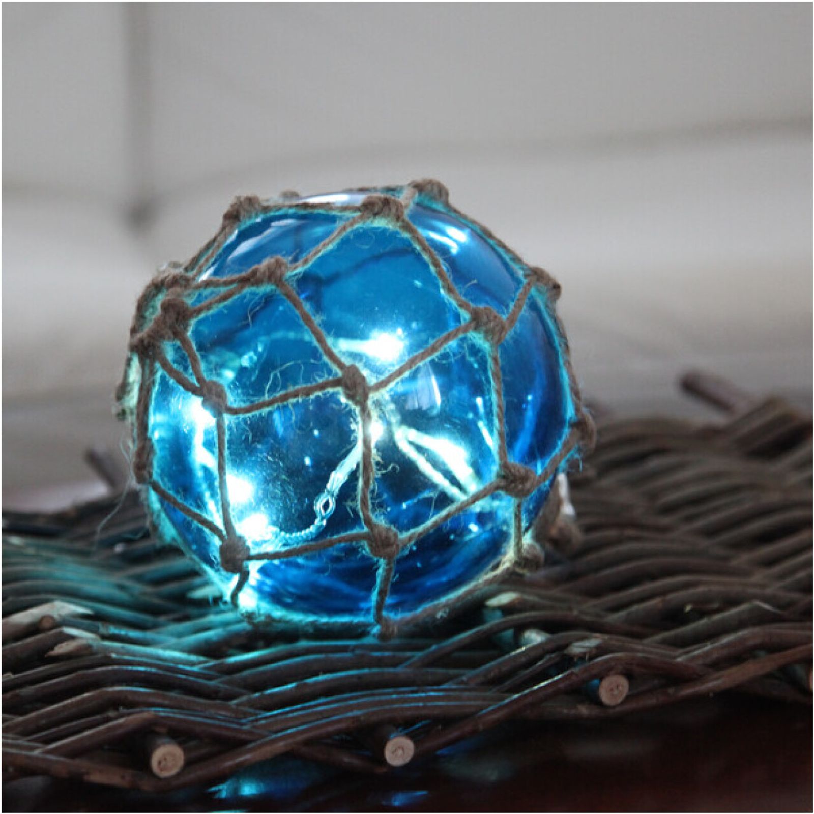 Lysande kula, blå