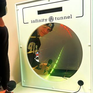 Interactive Infinity Tunnel Panel