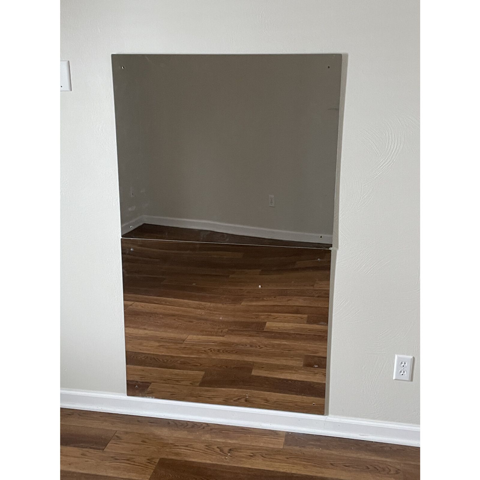 Acrylic Mirror Set - 30" x 36"