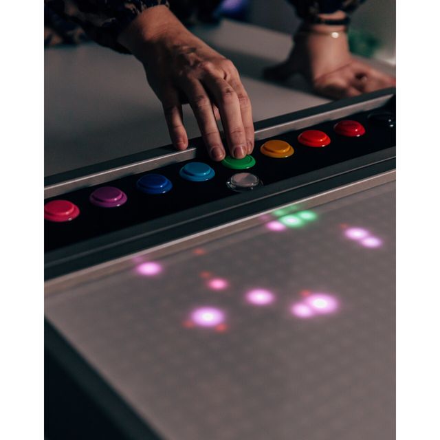 Pixel Panel - MSE