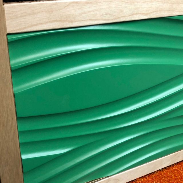 Tactile Discovery Columns
