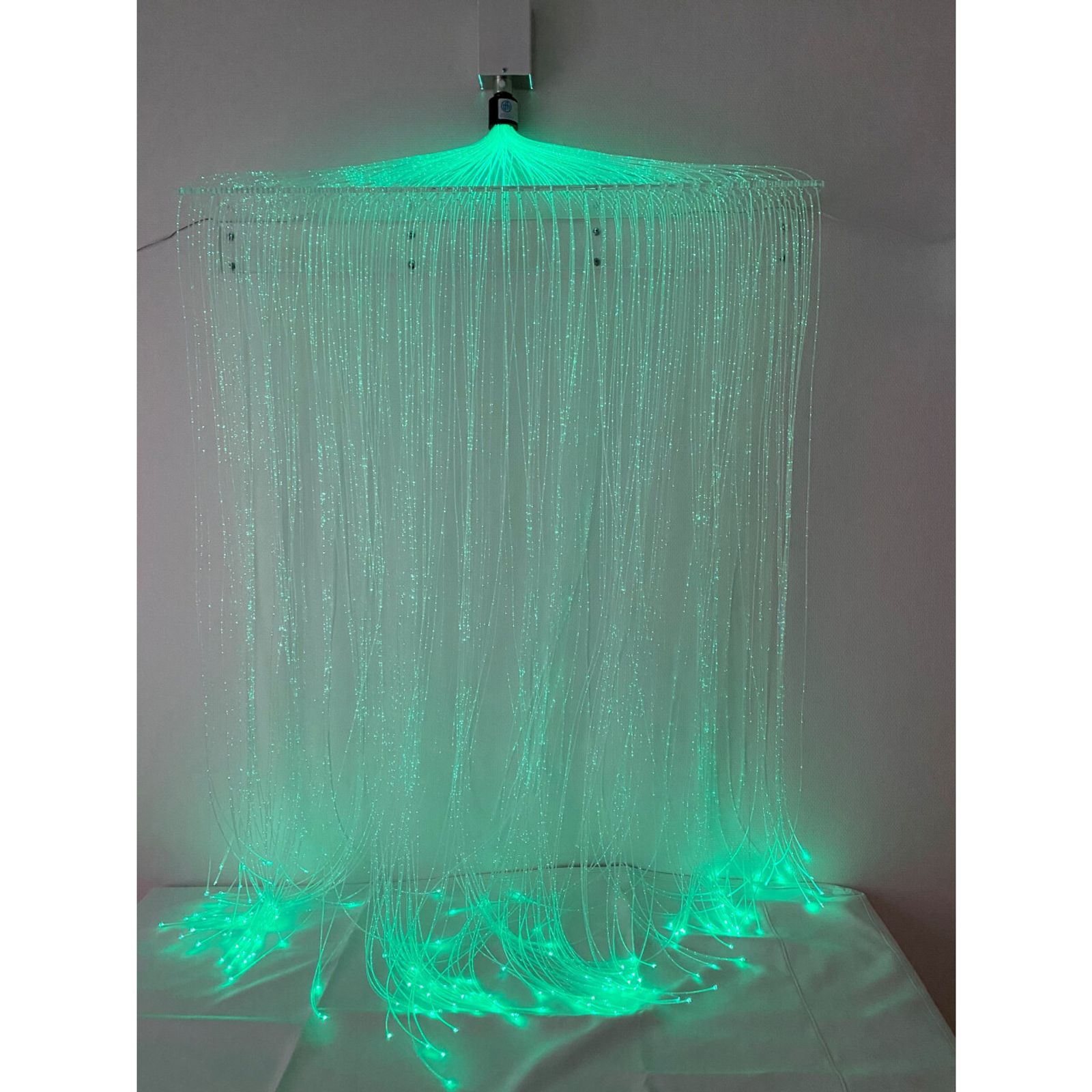 Väggfäste fiberoptik